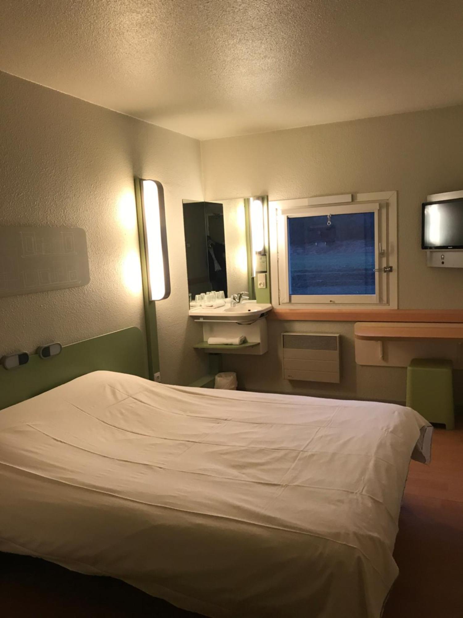 Ibis Budget L'Isle Adam Εξωτερικό φωτογραφία