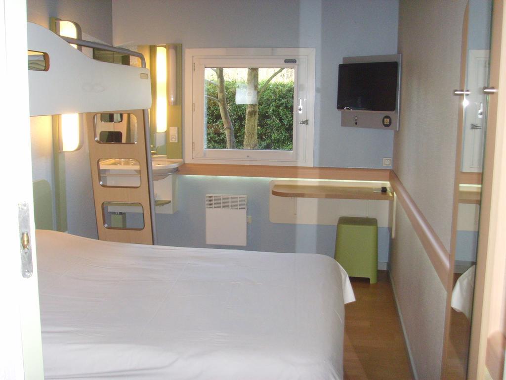Ibis Budget L'Isle Adam Δωμάτιο φωτογραφία